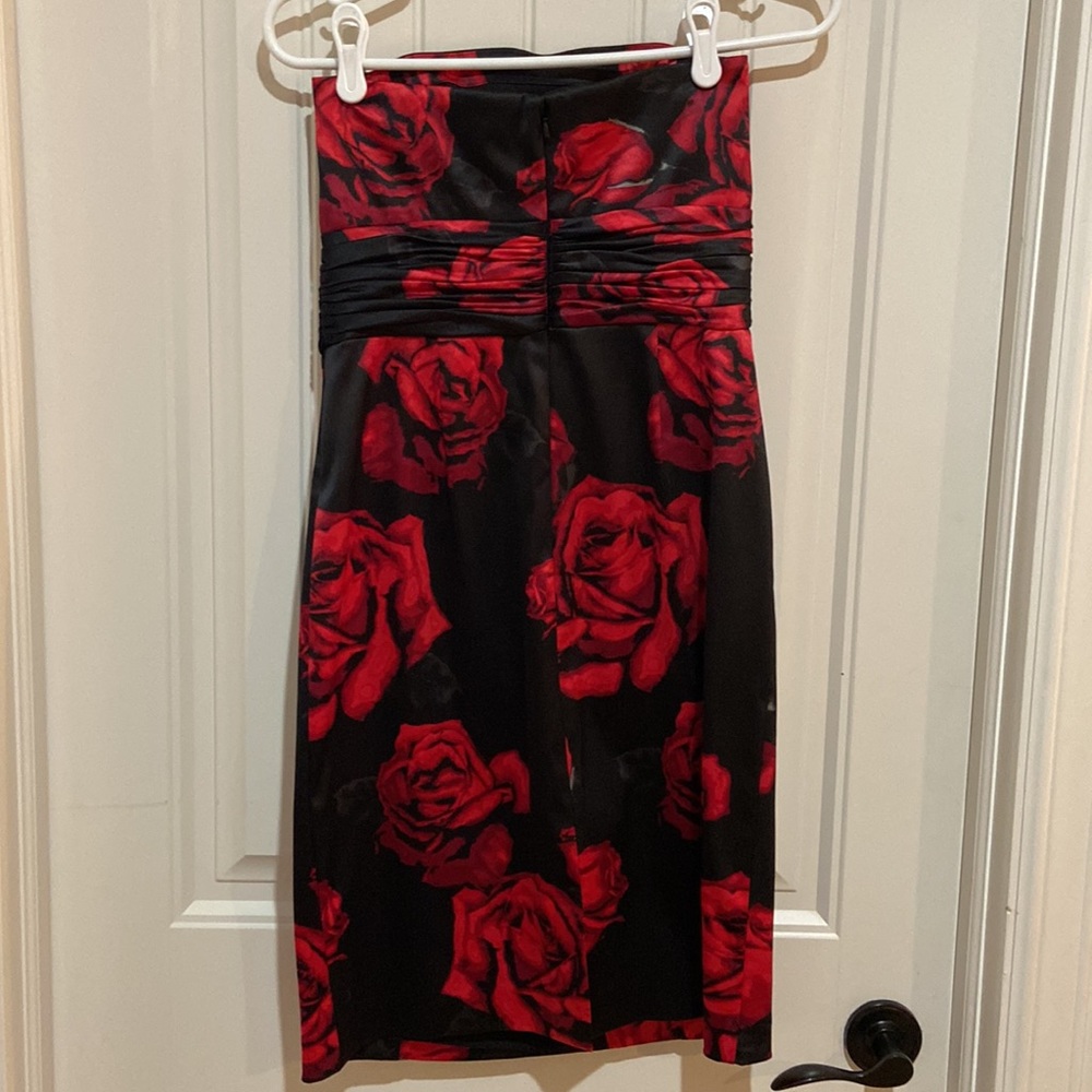 Nwt Strapless Cocktail Dress. Smoke Free Home. View 3